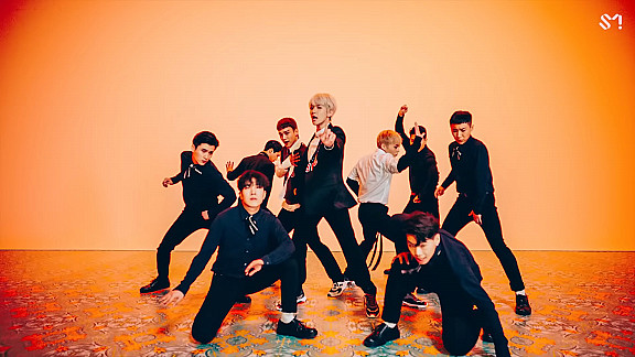 花요일 Blooming Day
