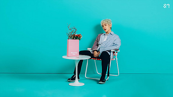 花요일 Blooming Day