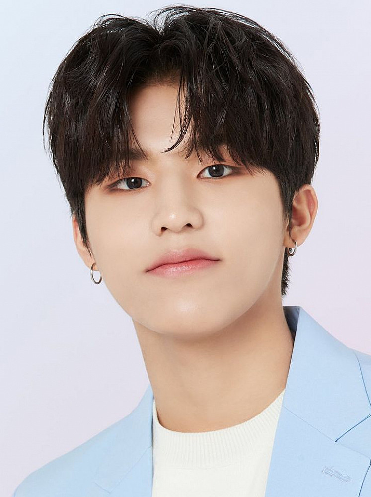 Jeongwoo image